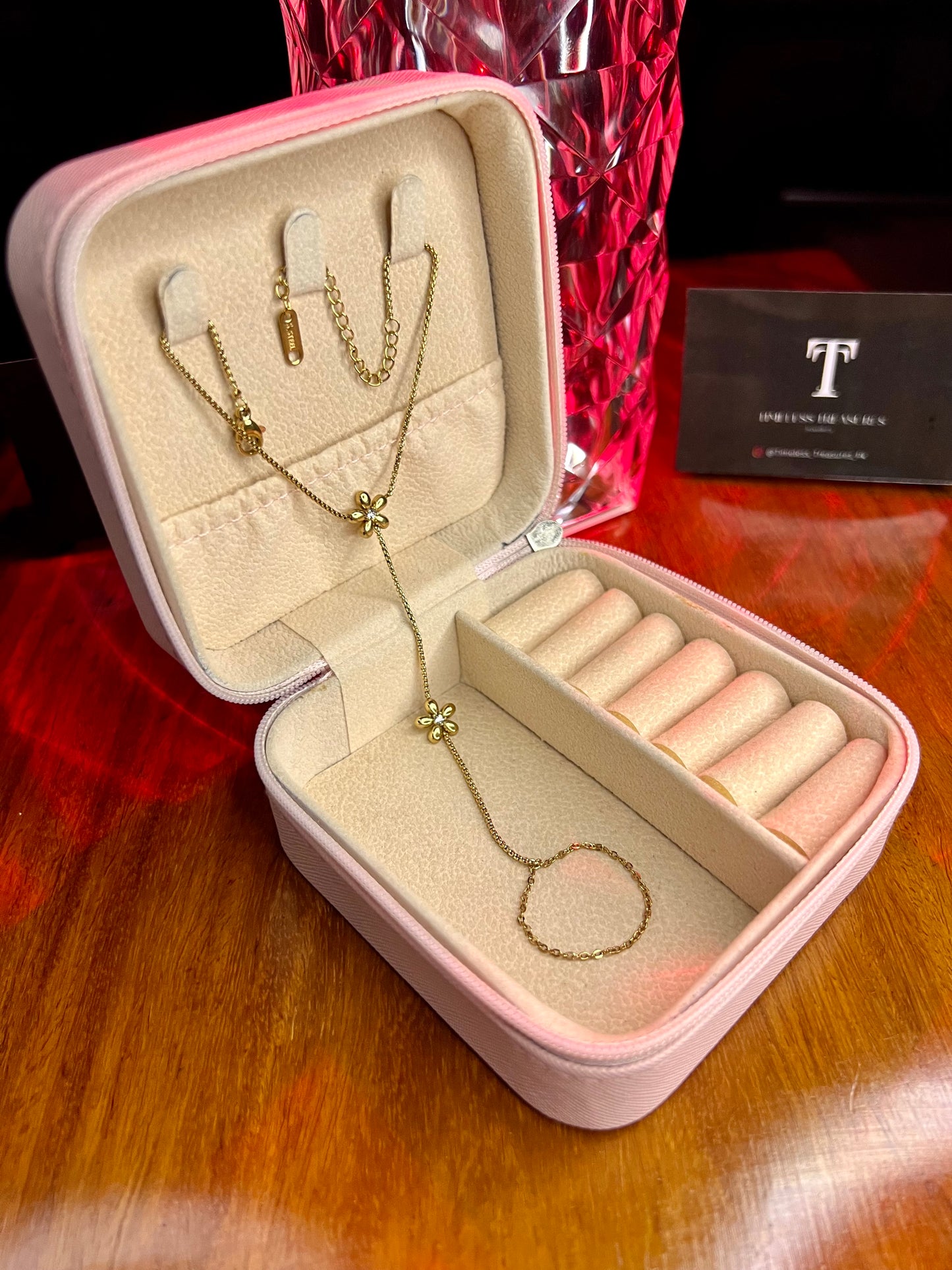 Premium Quality Stainless Steel 18k Blossom Stone Handchain