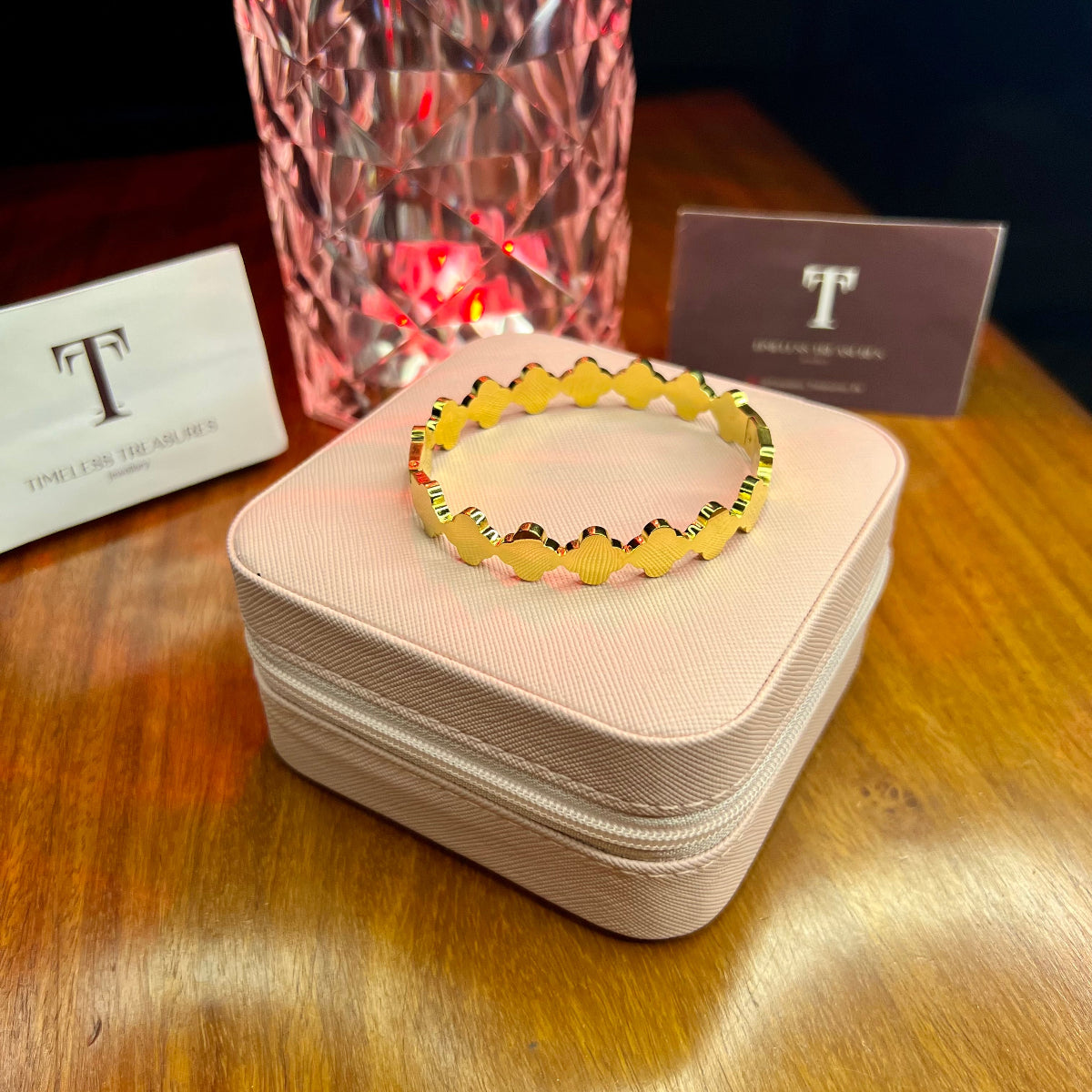 Premium Quality Stainless Steel 18k Multi Clove Gold Handcuff