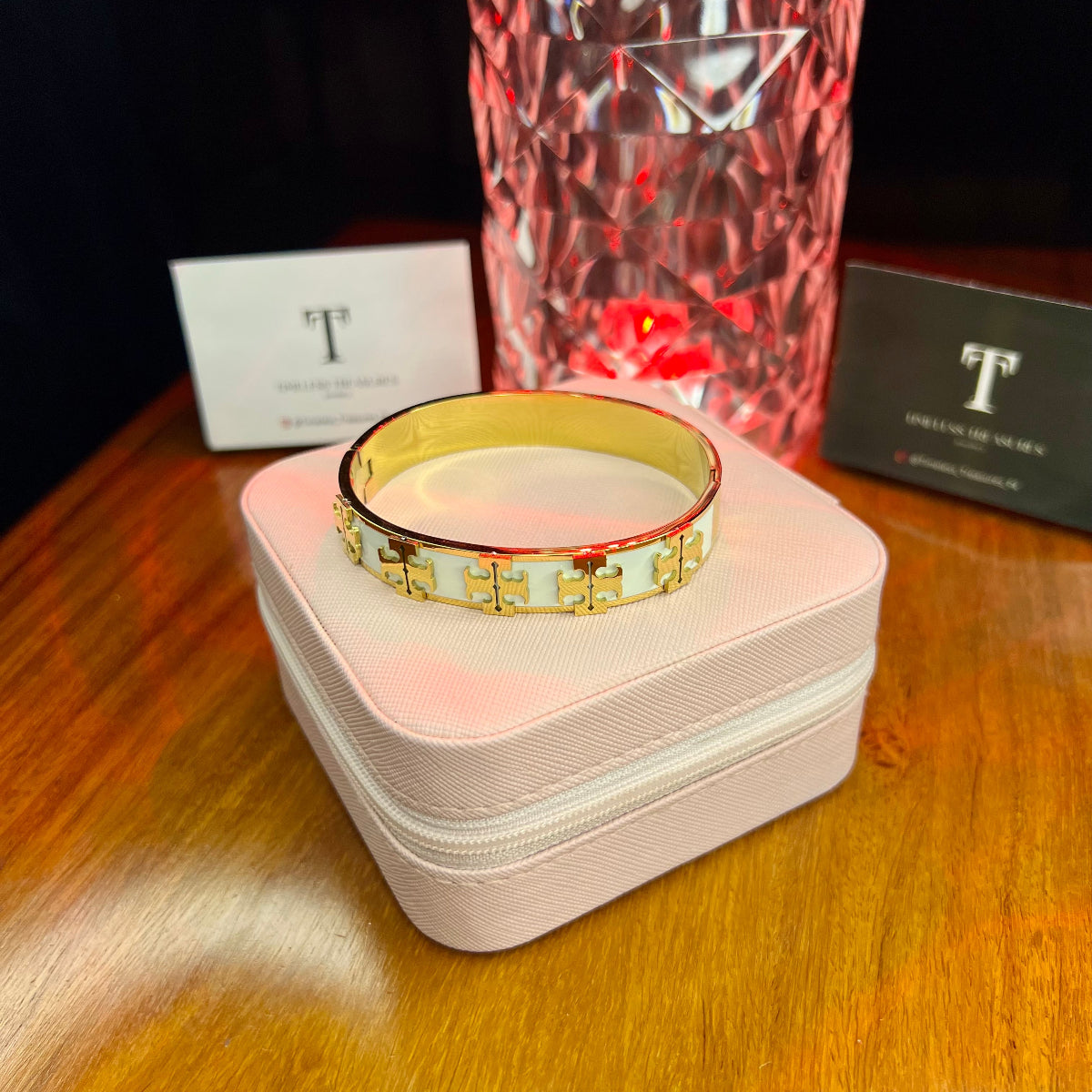 Premium Quality Stainless Steel 18k Tory White Handcuff