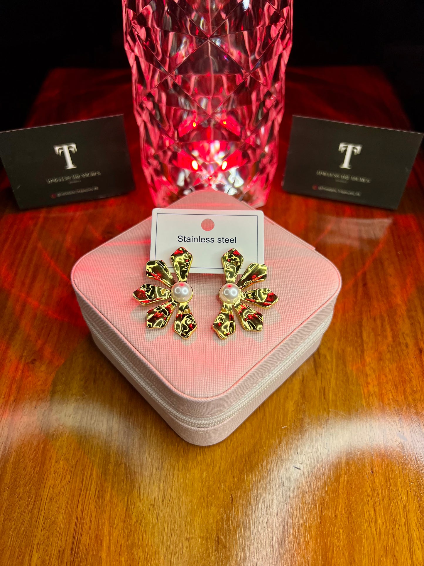 Premium Quality Stainless Steel 18k Sunflower Pearl Earrings