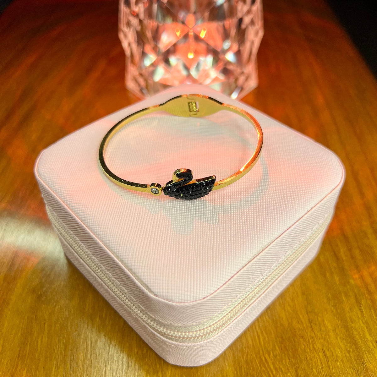 Premium Quality Stainless Steel 18k Black Swan Handcuff