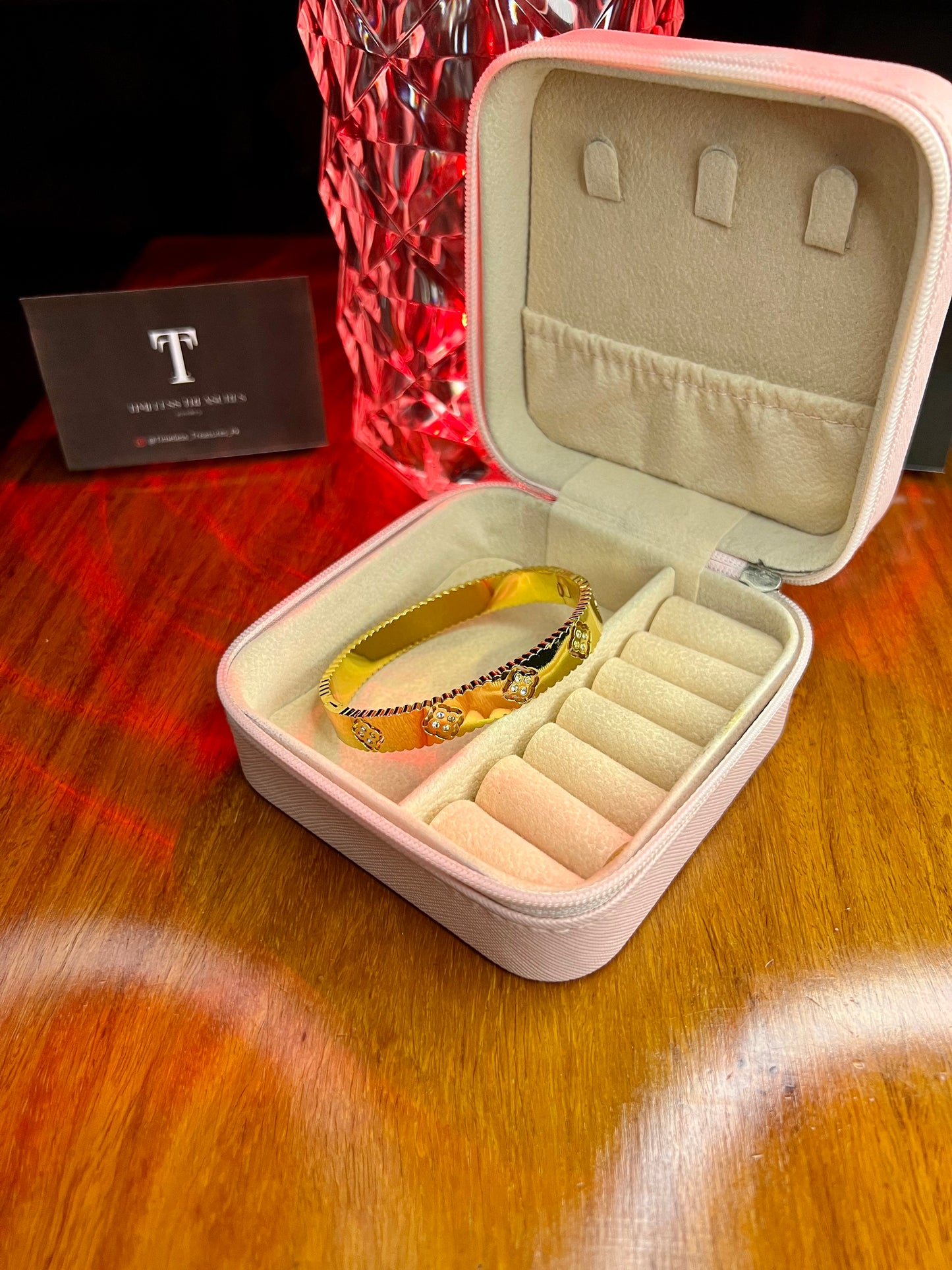 Premium Quality Stainless Steel 18k Gold Shine Mina Cuff