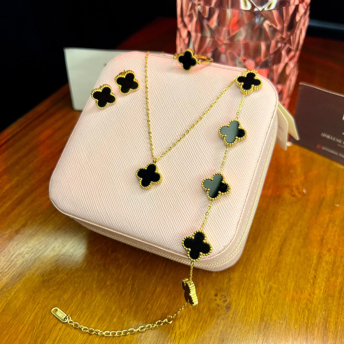 Premium Quality Stainless Steel 18k Black Clover 4pc Set