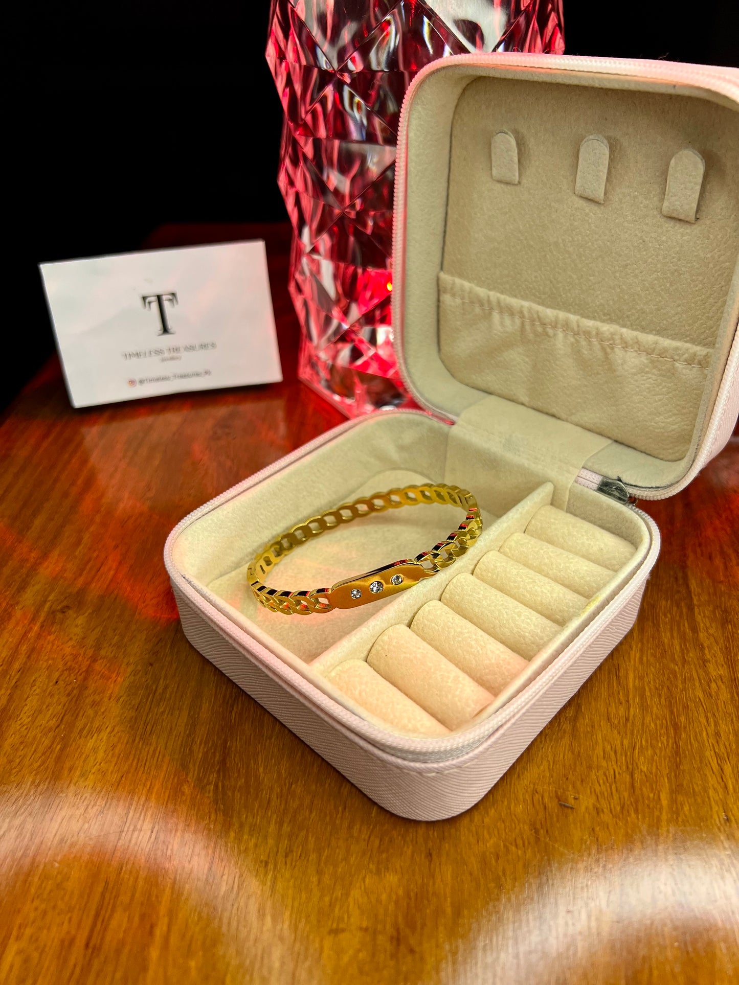 Premium Quality Stainless Steel 18k Crystal Linked Bangle
