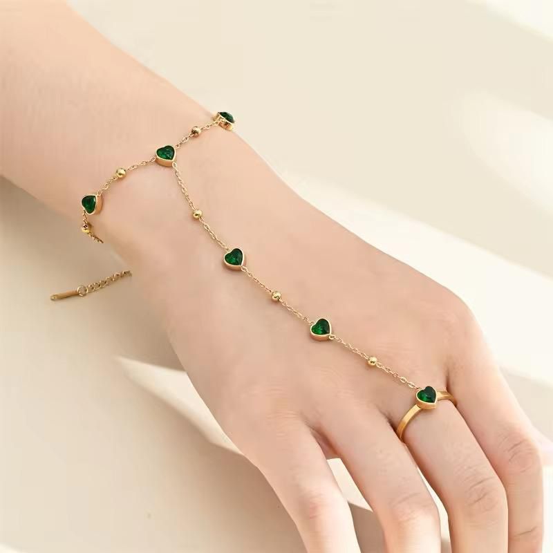 Premium Quality Stainless Steel 18k Green Stone Heart Ringlet