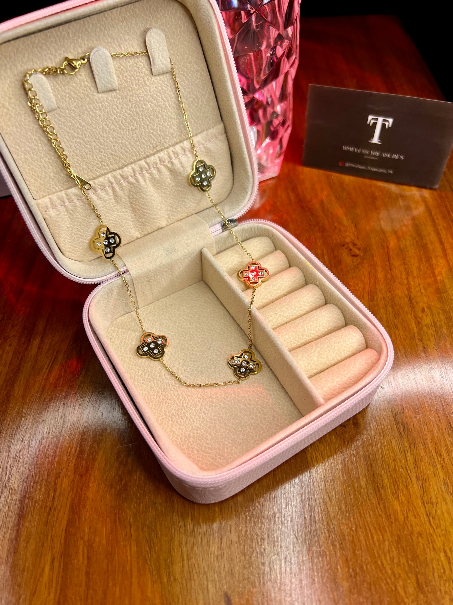 Premium Quality Stainless Steel 18k Gold Clover Stone Necklace