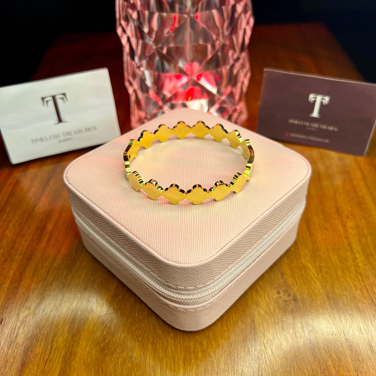 Premium Quality Stainless Steel 18k Multi Clove Gold Handcuff