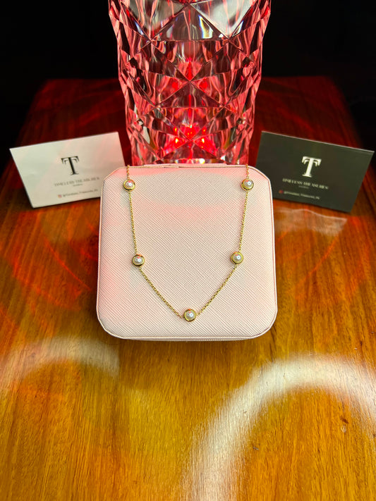 Premium Quality Stainless Steel 18k 5 Motifs Pearl Necklace