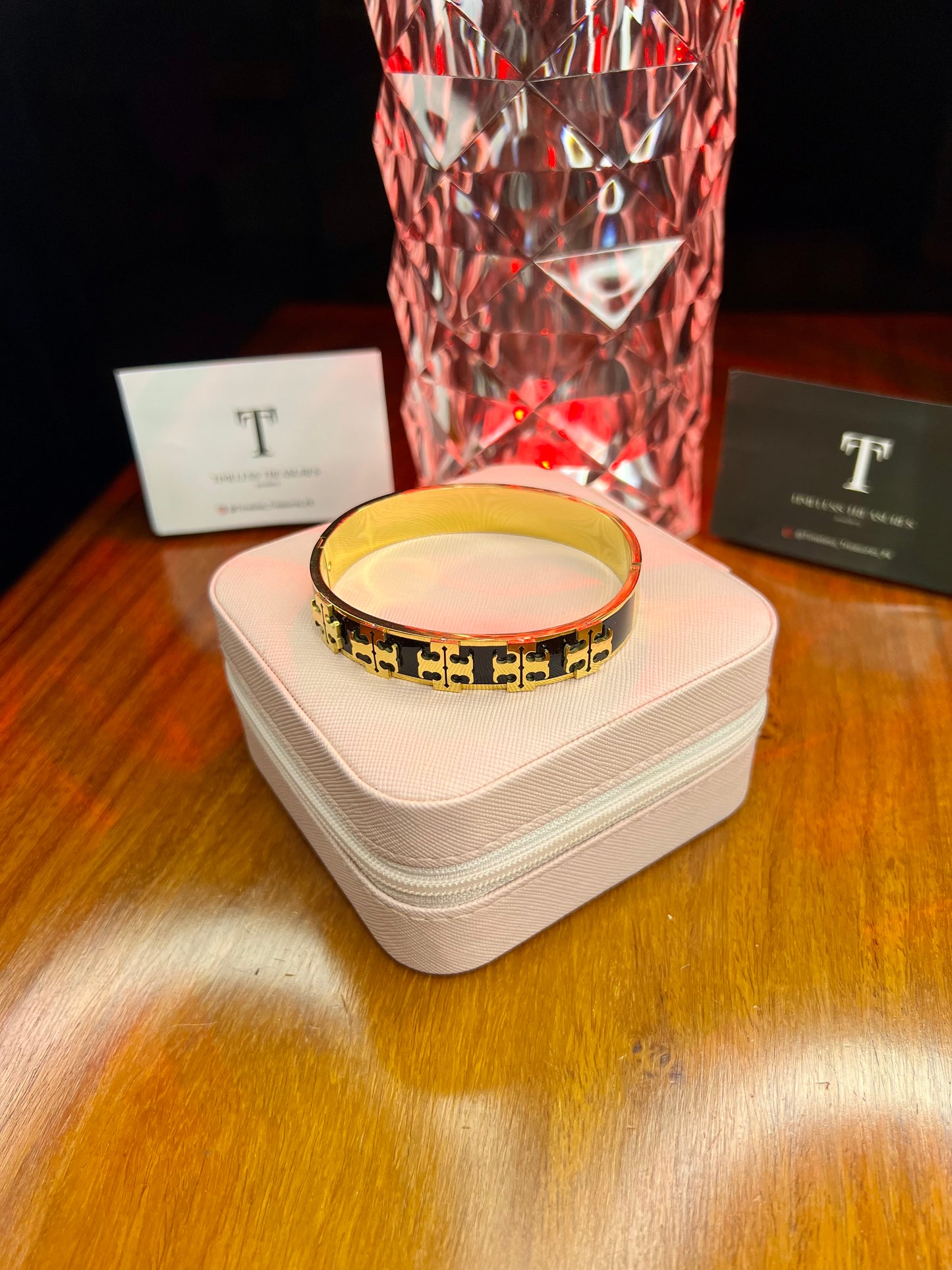 Premium Quality Stainless Steel 18k Tory Black n Gold Handcuff