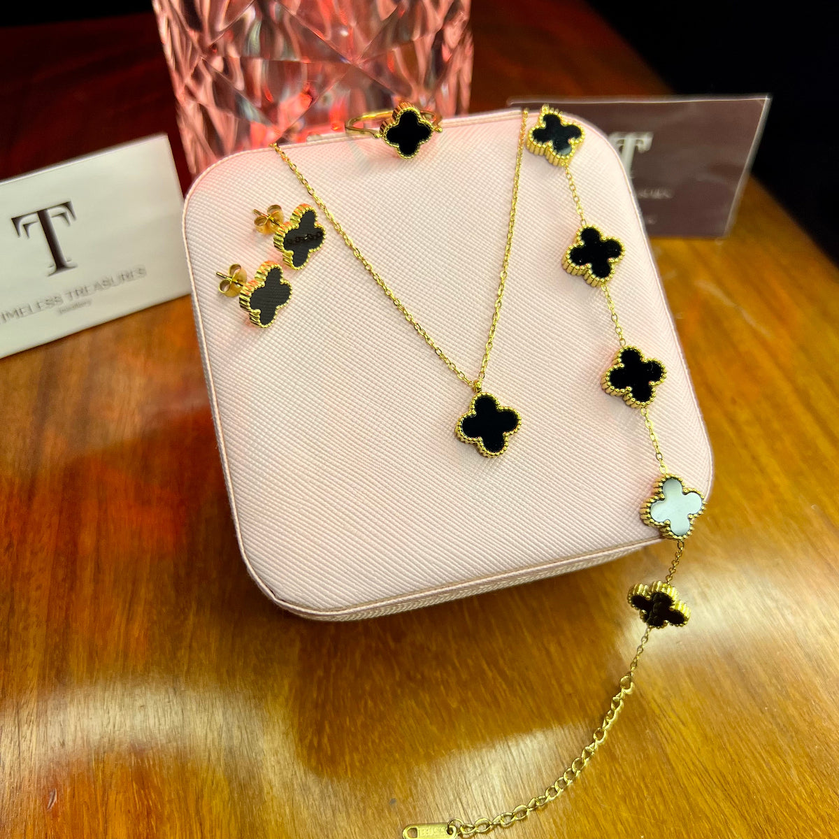 Premium Quality Stainless Steel 18k Black Clover 4pc Set
