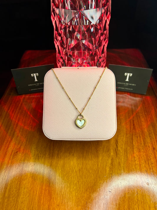 Premium Quality Stainless Steel 18k Nova Heart Necklace (White)