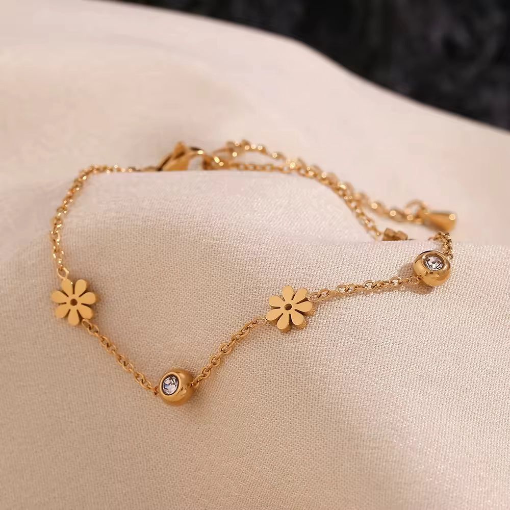 Premium Quality Stainless Steel 18k Golden Fleur Charm Bracelet
